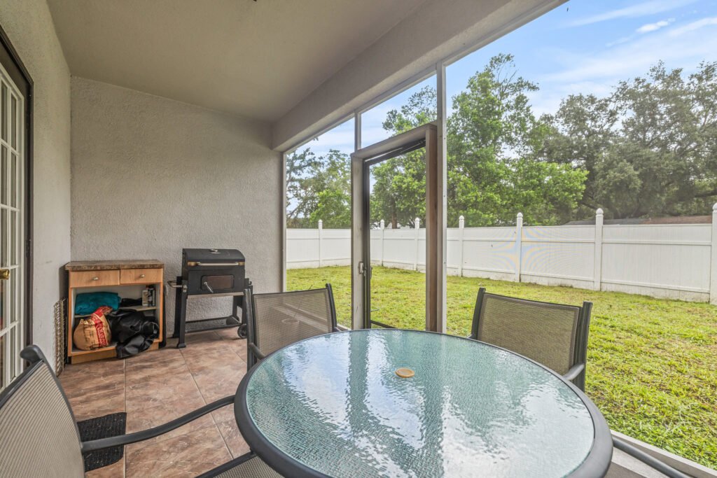 41_3016 e chelsea st-18