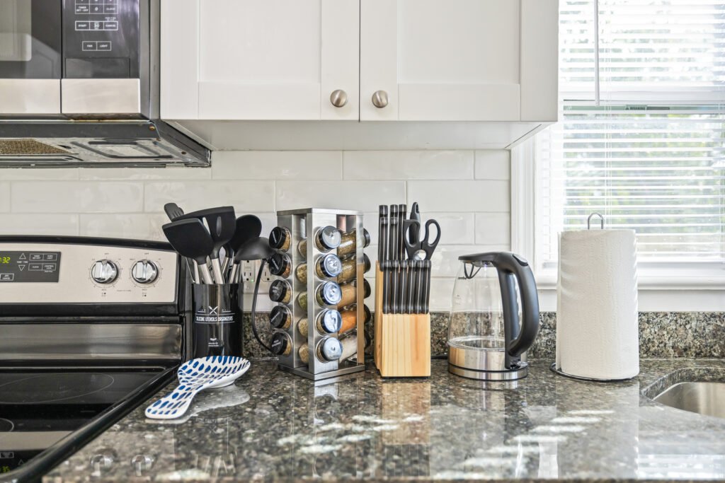 19_7813 n mulberry st-53