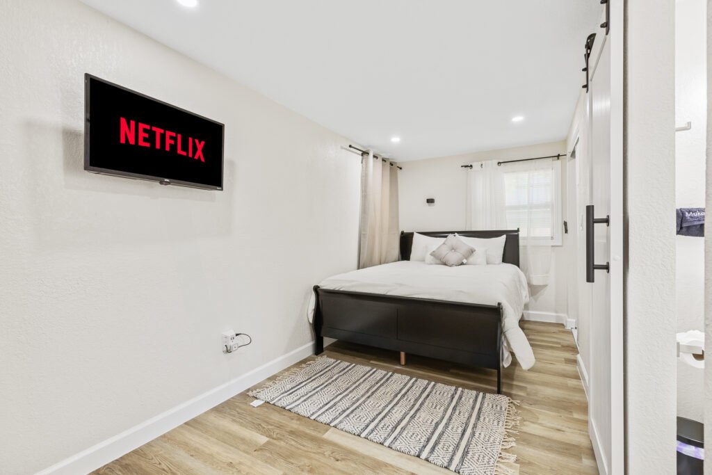 30_7813 n mulberry st-19