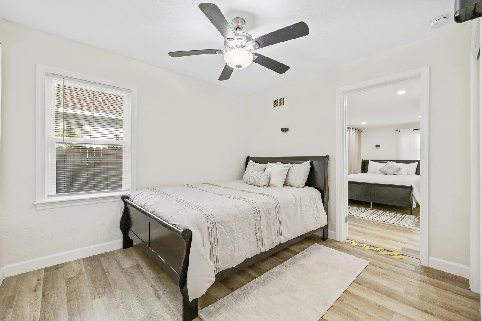 43_7813-n-mulberry-st-29